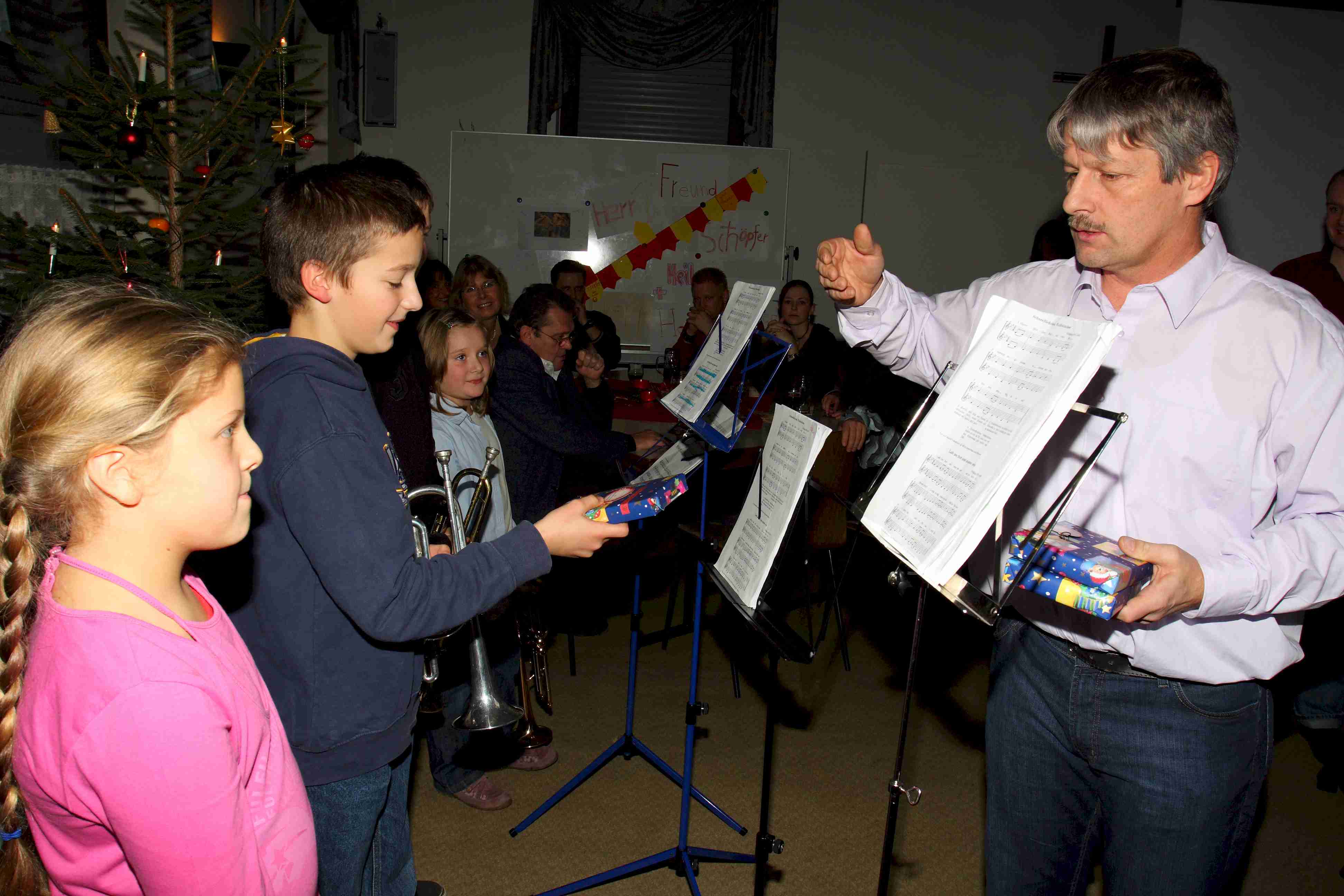 2008_Bescherung.jpg (344285 Byte)