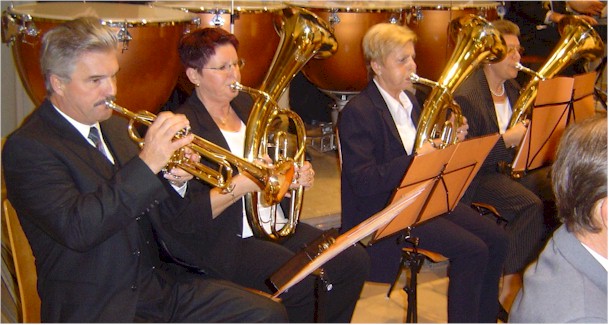 konzert2004_erw_anfaenger_2.jpg (71228 Byte)