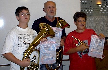 pruefung.jpg (48410 Byte)